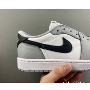 1 Air OG Barons Low Jordan CZ0790-110 0619